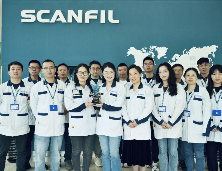 Scanfil Suzhou receiving the Danfoss award